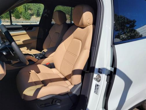 2026 Porsche Cayenne Cayenne E-Hybrid