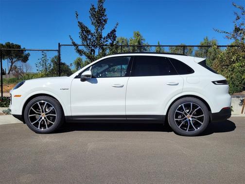 2026 Porsche Cayenne Cayenne E-Hybrid