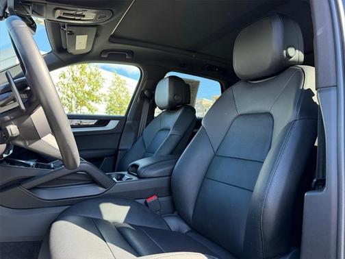 2024 Porsche Cayenne S
