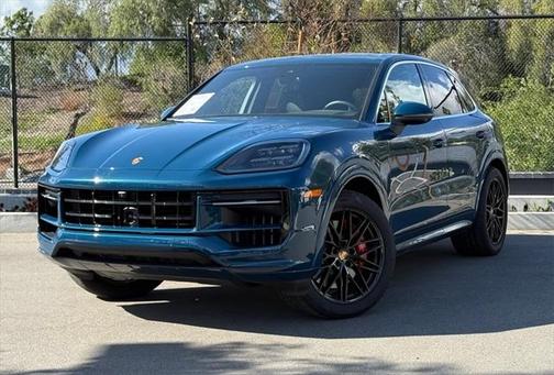 2024 Porsche Cayenne S