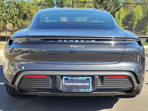 2025 Porsche Taycan 4