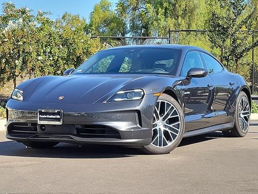 2025 Porsche Taycan 4