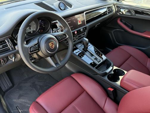 2026 Porsche Macan S
