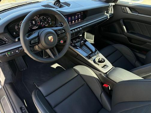 2026 Porsche 911 Targa 4S