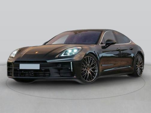 2026 Porsche Panamera 4