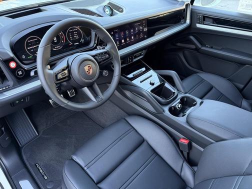 2026 Porsche Cayenne S
