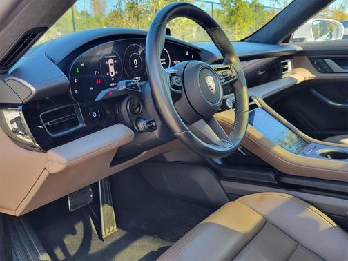 2023 Porsche Taycan Turbo S