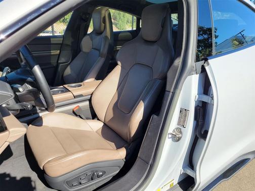 2023 Porsche Taycan Turbo S