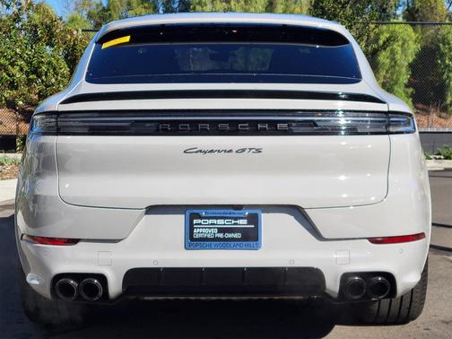 2025 Porsche Cayenne GTS
