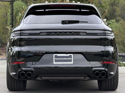 2026 Porsche Cayenne GTS