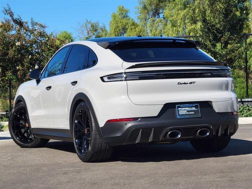 2025 Porsche Cayenne Turbo GT