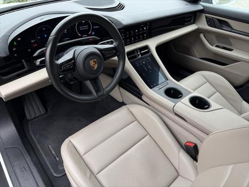 2022 Porsche Taycan