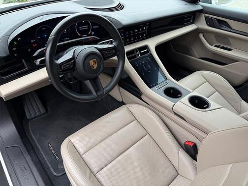 2022 Porsche Taycan Base (A2)