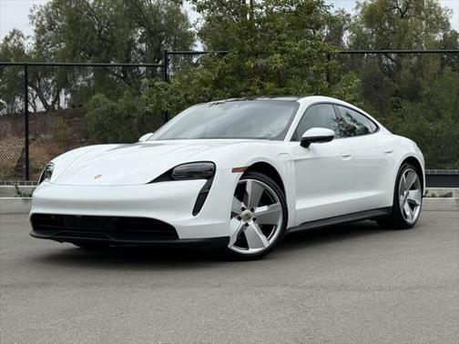 2022 Porsche Taycan