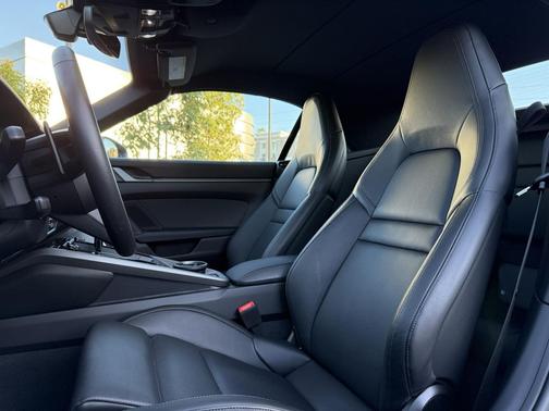 2025 Porsche 911 Carrera S