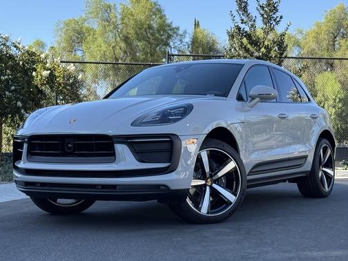 2025 Porsche Macan 