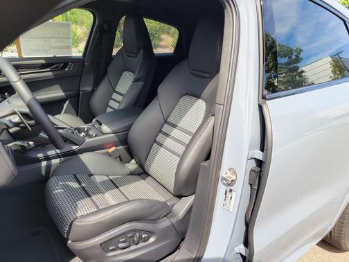 2026 Porsche Cayenne GTS