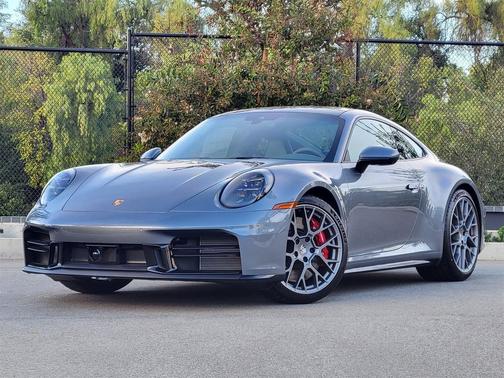 2026 Porsche 911 Carrera 4S