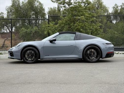 2024 Porsche 911 Targa 4 GTS