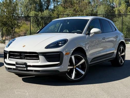 2026 Porsche Macan Loaner