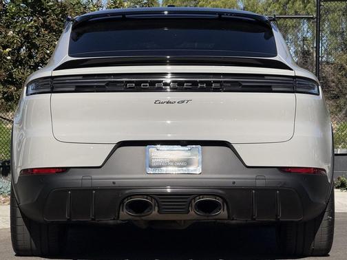 2024 Porsche Cayenne Turbo GT