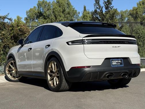 2024 Porsche Cayenne Turbo GT