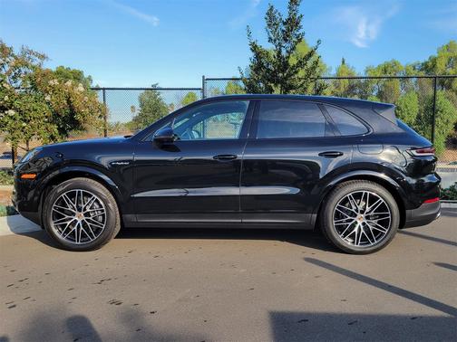 2025 Porsche Cayenne Cayenne E-Hybrid