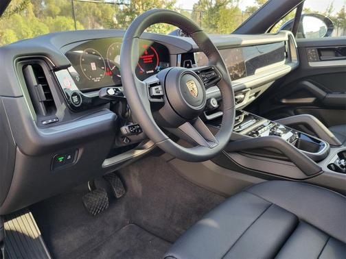 2025 Porsche Cayenne Cayenne E-Hybrid