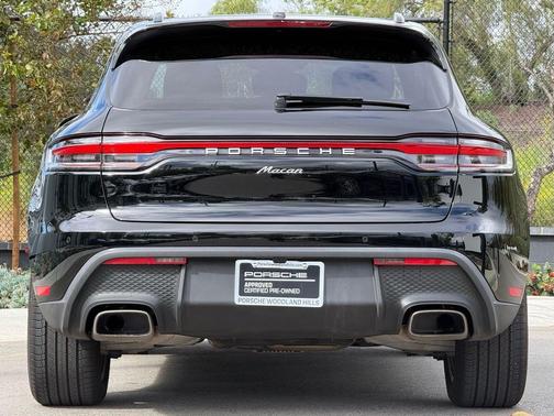 2024 Porsche Macan Base (PDK)