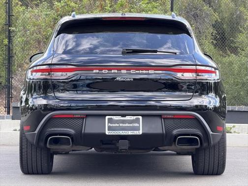 2024 Porsche Macan Base