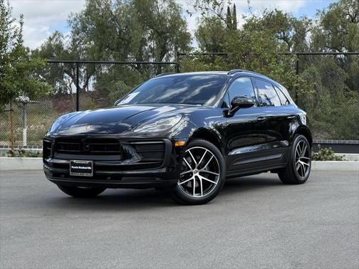 2024 Porsche Macan Base