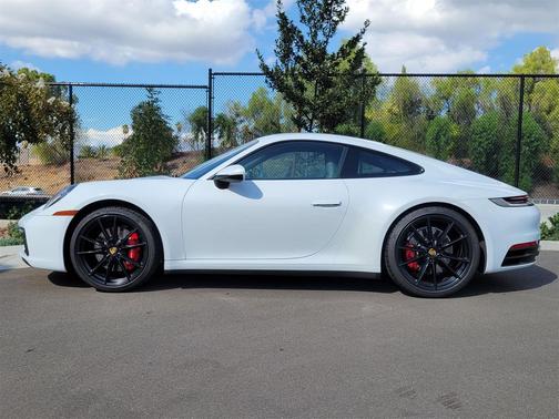 2020 Porsche 911 Carrera S