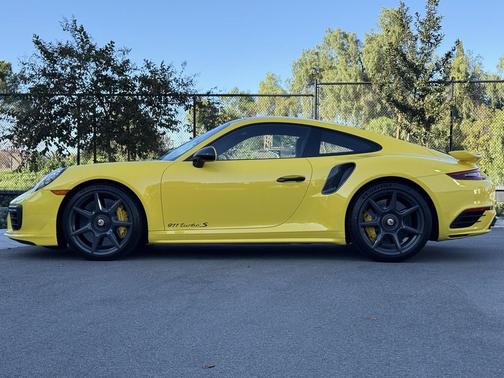 2019 Porsche 911 Turbo