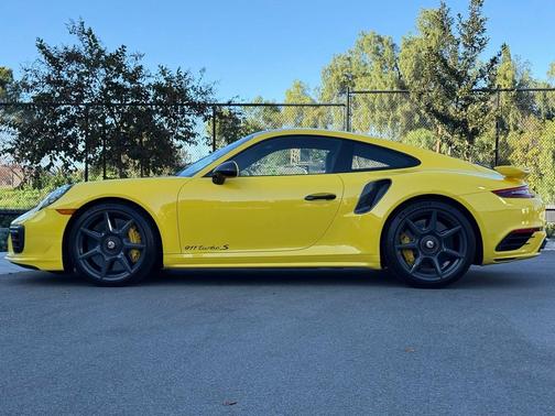 2019 Porsche 911 Turbo