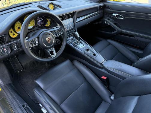 2019 Porsche 911 Turbo