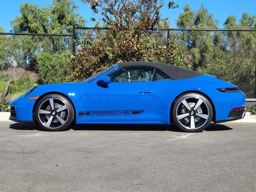 2026 Porsche 911 Carrera