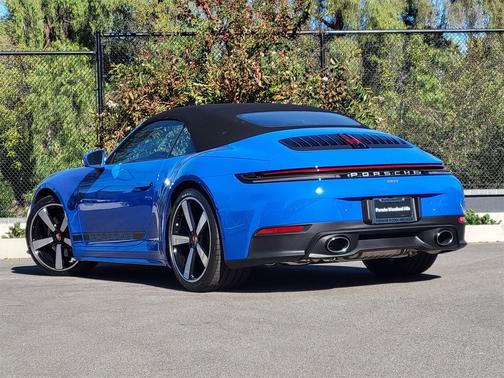 2026 Porsche 911 Carrera