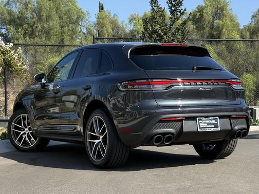 2023 Porsche Macan T
