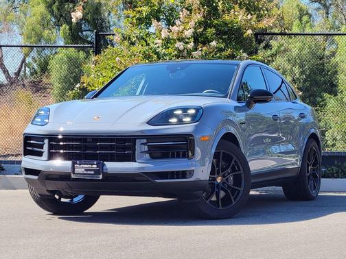 Arctic Grey 2026 Porsche Cayenne Cayenne E-Hybrid