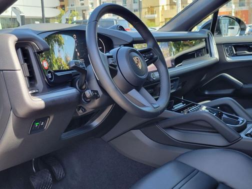 Arctic Grey 2026 Porsche Cayenne Cayenne E-Hybrid
