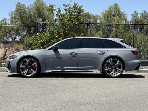 2023 Audi RS 6 Avant 4.0T