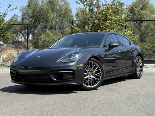 2021 Porsche Panamera Base (PDK)