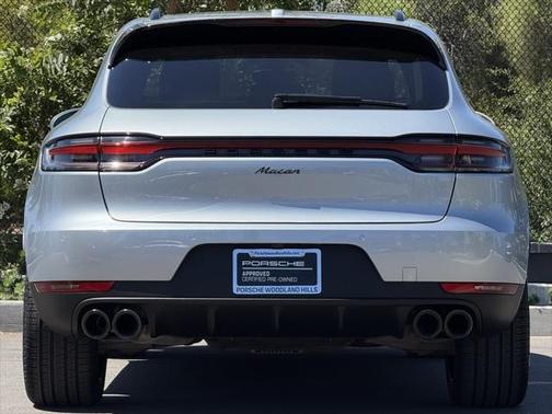 2020 Porsche Macan Base