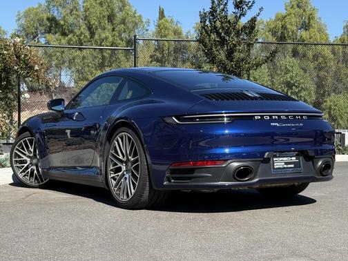 2022 Porsche 911 Carrera 4S