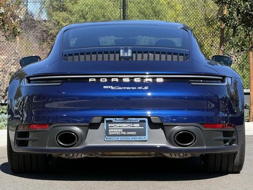 2022 Porsche 911 Carrera 4S