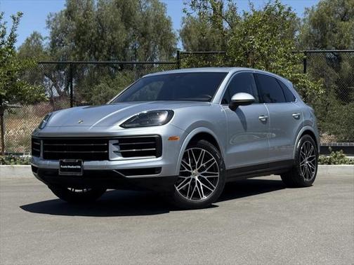 2024 Porsche Cayenne Base (Tiptronic)