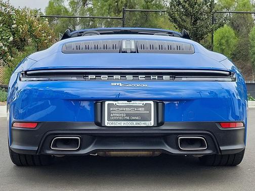2025 Porsche 911 Carrera