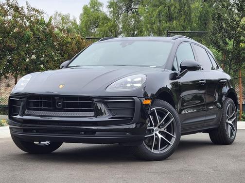 2026 Porsche Macan 
