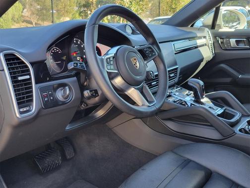 2023 Porsche Cayenne Cayenne