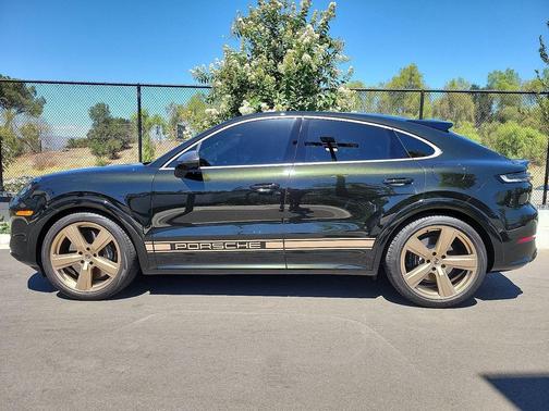2025 Porsche Cayenne Turbo